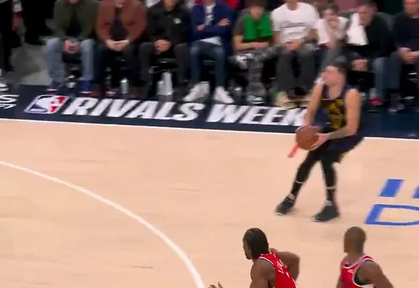 湖人104-112快船背后：东契奇关键三分连续失误，追分希望瞬间破灭