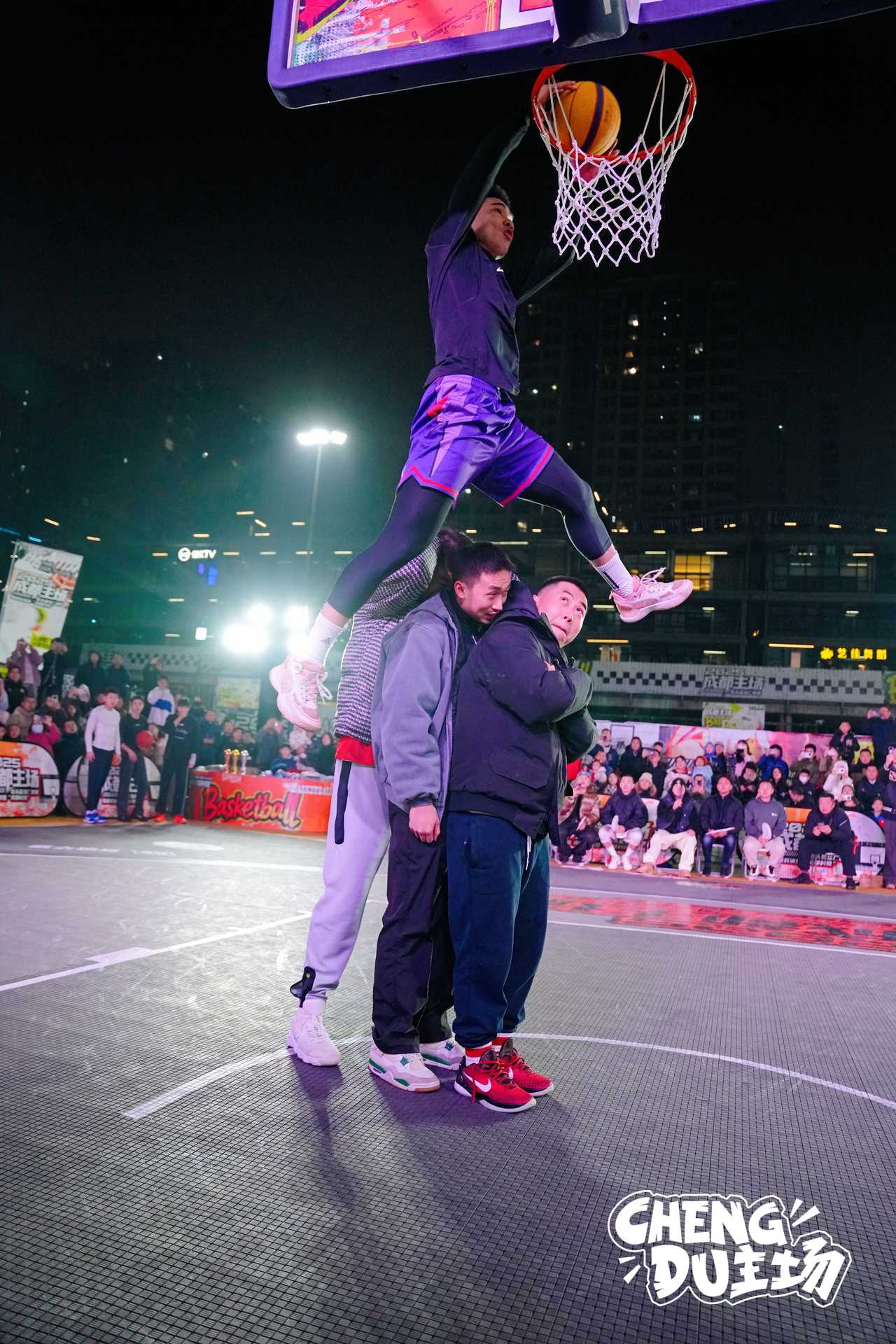 2025成都主场街头篮球厂牌季“不咋会打”队夺总冠军