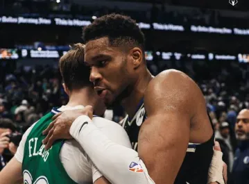 NBA罕见！独行侠雄鹿比赛因天气延期，两队球员无奈滞留