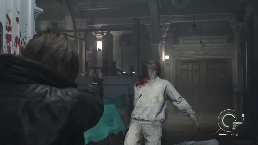 里昂施展体术攻击